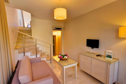 Imagen de la habitación del Kalem Island Oliviera Resort. Foto 6