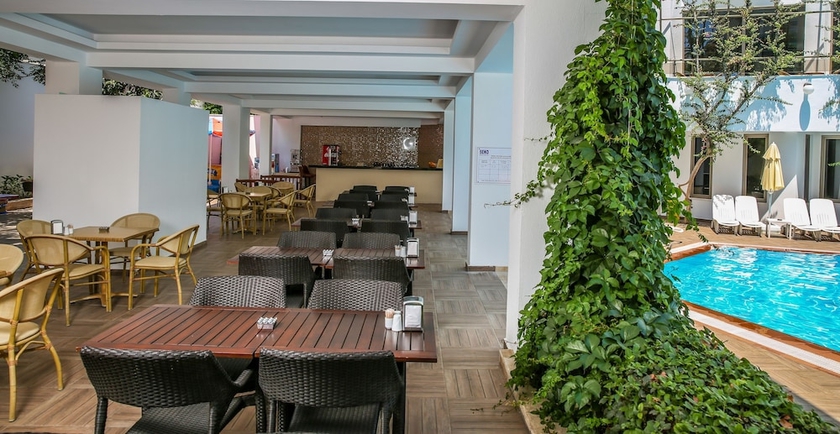 Imagen del bar/restaurante del Kalemci Hotel. Foto 11