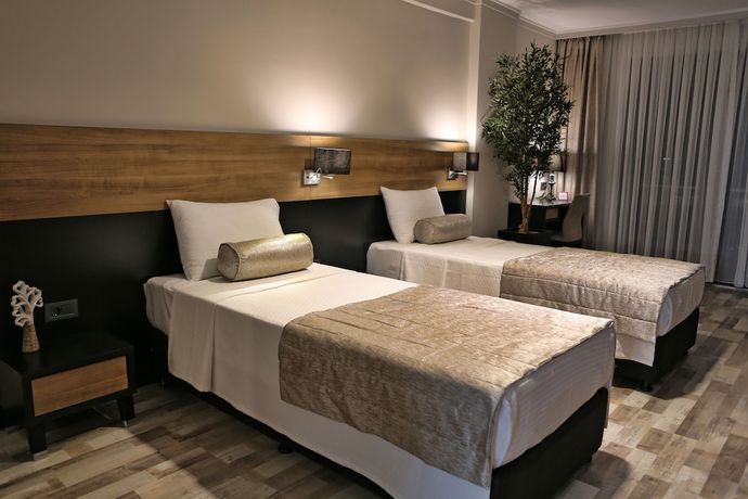 Imagen de la habitación del Kalevera Hotel. Foto 12
