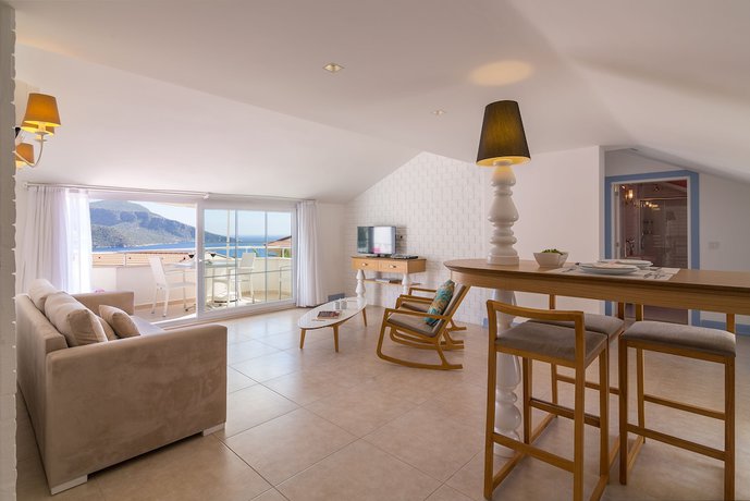 Imagen de la habitación del Kalkan Suites. Foto 7