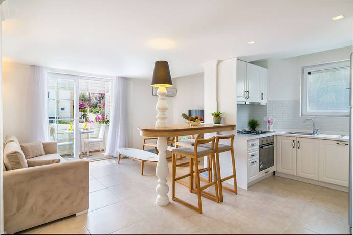Imagen de la habitación del Kalkan Suites. Foto 10