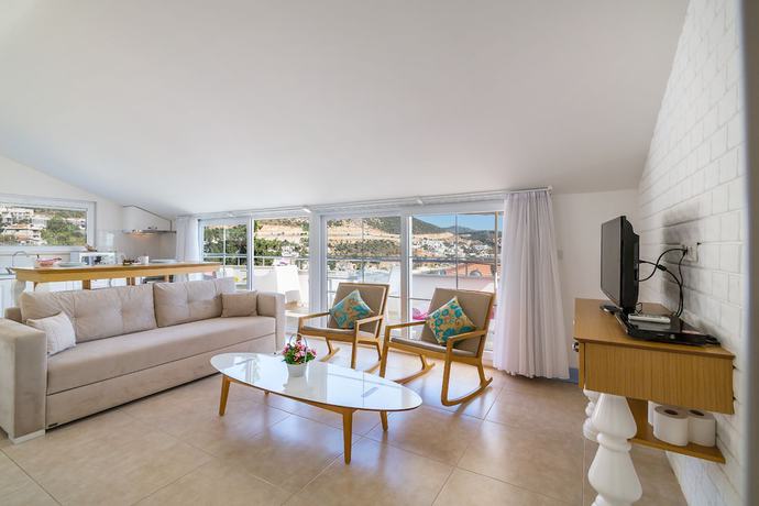 Imagen de la habitación del Kalkan Suites. Foto 16