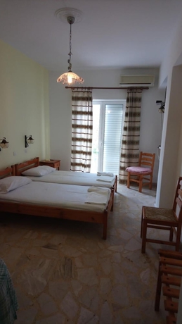 Imagen de la habitación del Kallirroi Studios. Foto 4