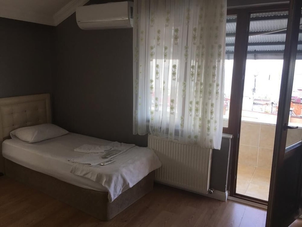 Imagen de la habitación del Kalmuk Suite Hotel. Foto 5