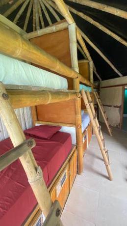 Imagen de la habitación del Kamala Beach Hostel. Foto 15