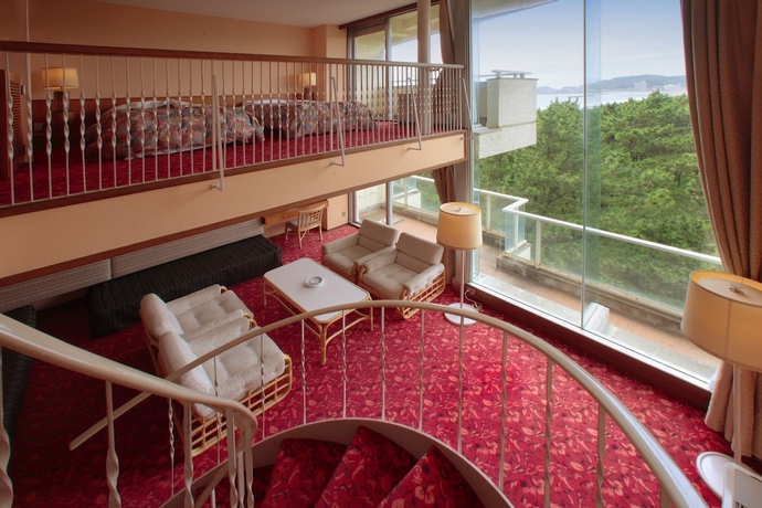 Imagen de la habitación del Kamogawa Grand Hotel. Foto 14