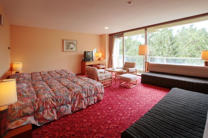 Imagen de la habitación del Kamogawa Grand Hotel. Foto 16
