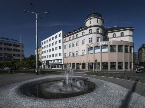 Imagen general del Kampus Palace. Foto 1
