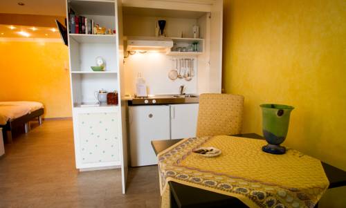 Imagen de la habitación del Kanzel Residences. Foto 6