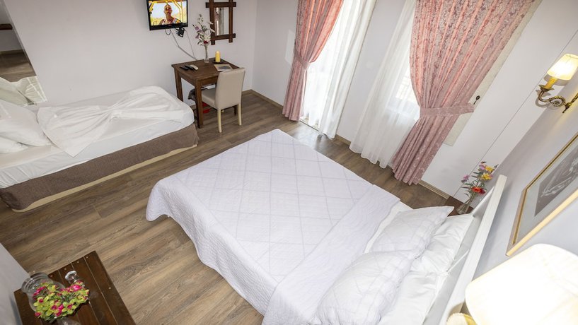 Imagen de la habitación del Karaburun Konak Hotel. Foto 8