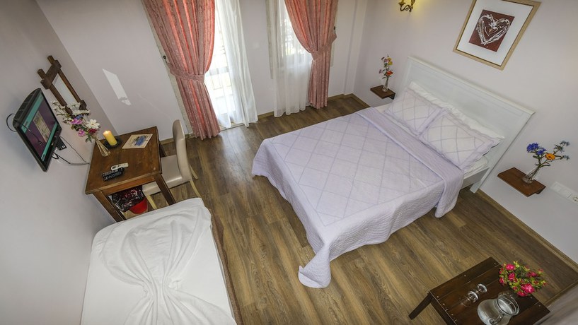 Imagen de la habitación del Karaburun Konak Hotel. Foto 12