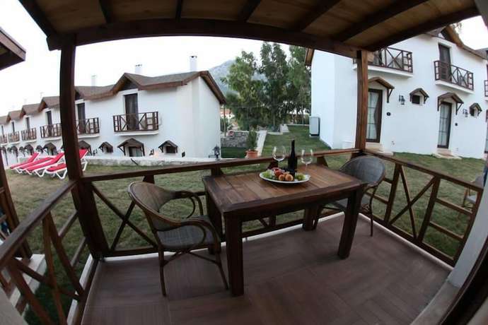 Imagen de la habitación del Karaburun Mimoza Apart Hotel. Foto 9