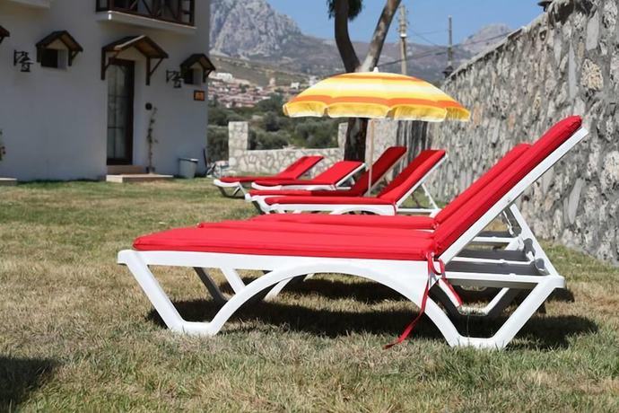 Imagen de los exteriores del Karaburun Mimoza Apart Hotel. Foto 17