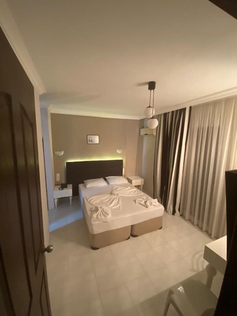 Imagen de la habitación del Karadede Hotel. Foto 6