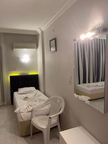 Imagen de la habitación del Karadede Hotel. Foto 10
