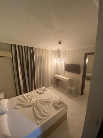 Imagen de la habitación del Karadede Hotel. Foto 15