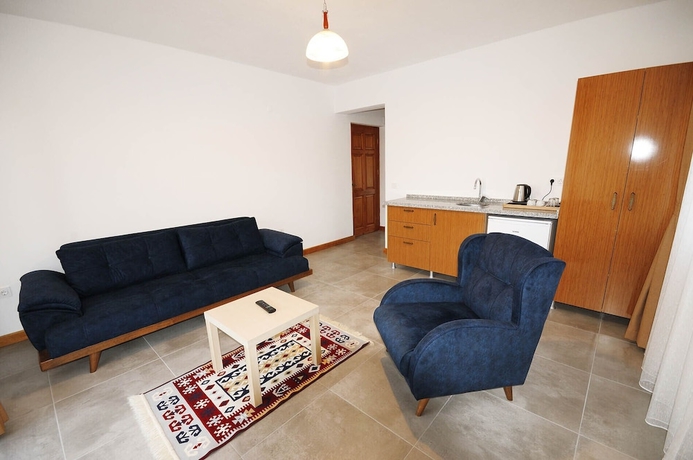 Imagen de la habitación del Karaincir Suit Otel. Foto 13