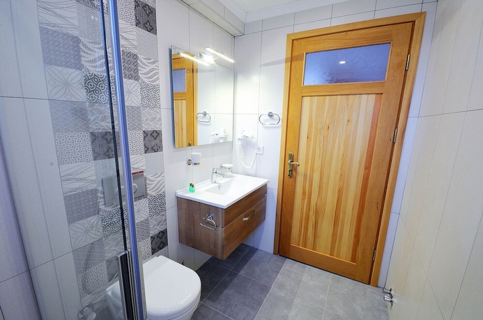 Imagen de la habitación del Karaincir Suit Otel. Foto 14