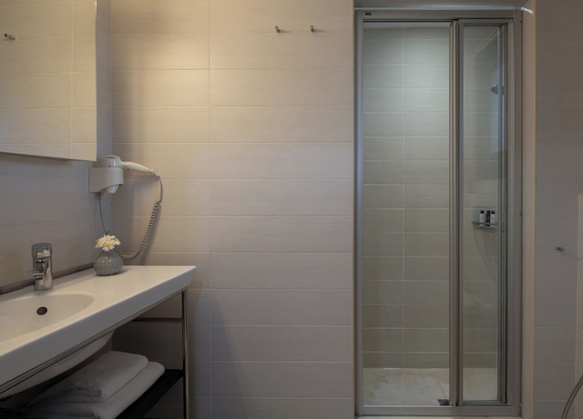 Imagen de la habitación del Karavia Lux Inn. Foto 14