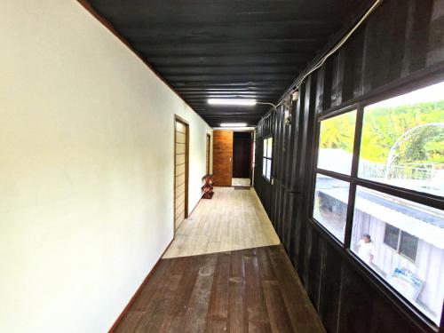 Imagen general del Karcof Container Hostel. Foto 3
