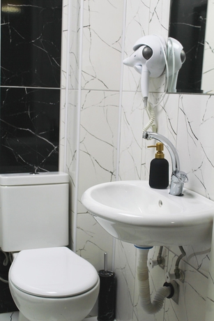 Imagen de la habitación del Karhal Hotel. Foto 13