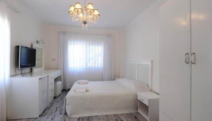 Imagen de la habitación del Karianda Hotel. Foto 17