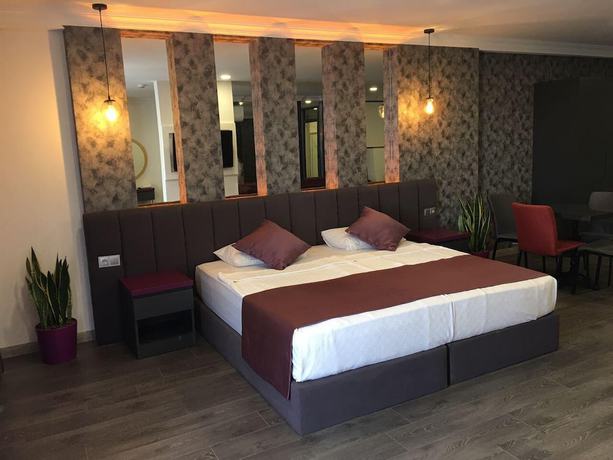 Imagen de la habitación del Karikatur Bi Hotel. Foto 5