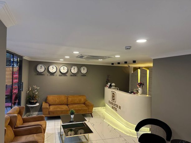 Imagen de los interiores del Karikatur Bi Hotel. Foto 17