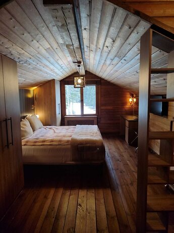 Imagen de la habitación del Karinna Forest Houses. Foto 16