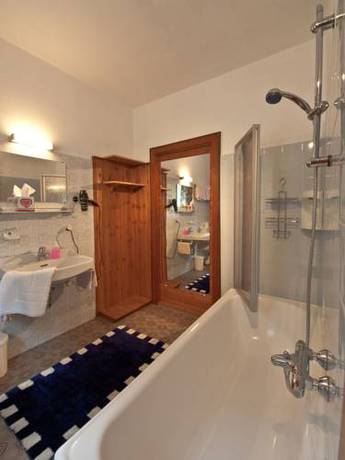 Imagen de la habitación del Karlsdorfer Hof. Foto 9