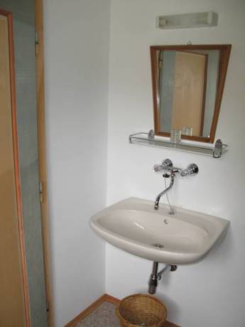 Imagen de la habitación del Karl-volkert Haus. Foto 2