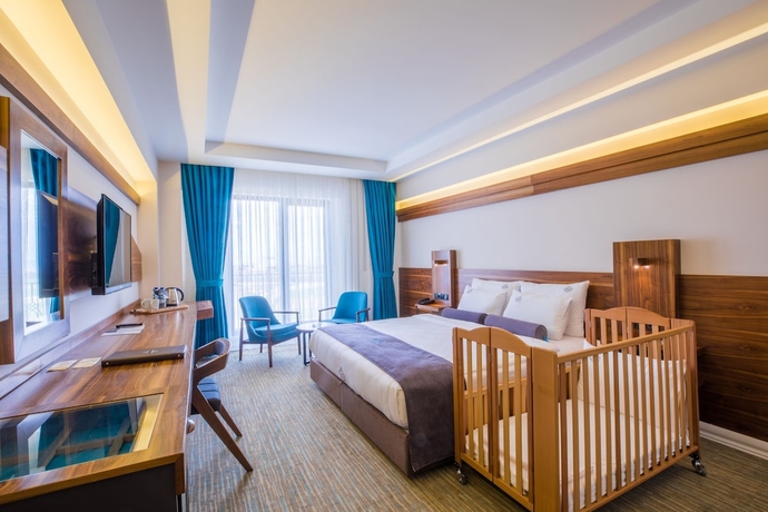 Imagen de la habitación del Karpalas City Hotel and Spa. Foto 4