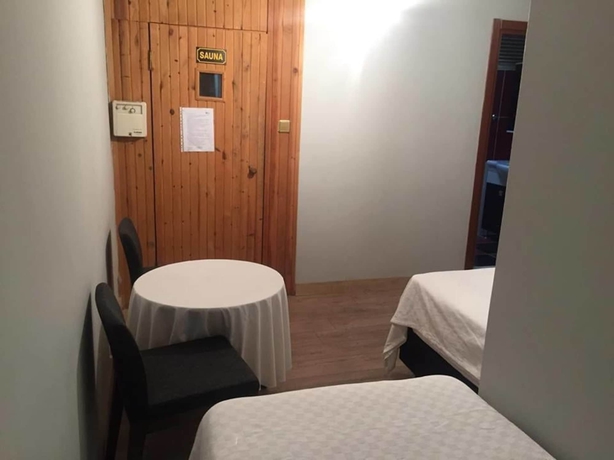 Imagen de la habitación del Karsiyaka Otel. Foto 8