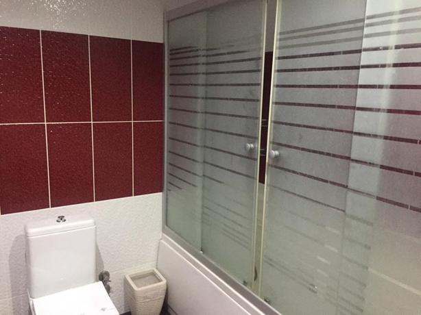 Imagen de la habitación del Karsiyaka Otel. Foto 15