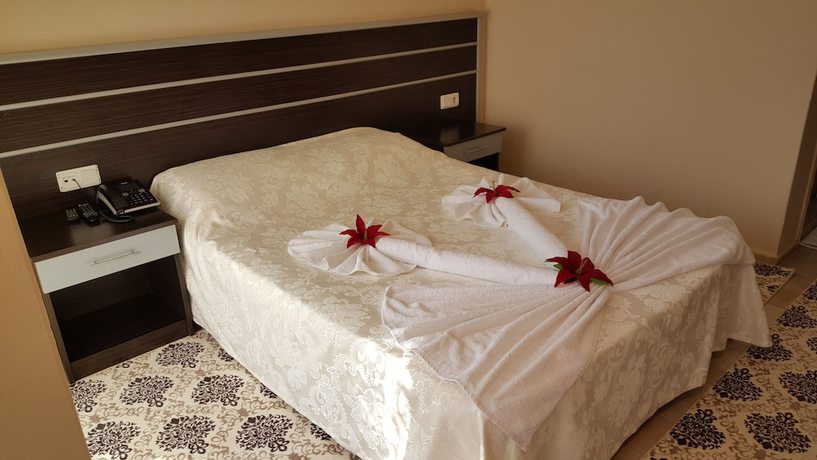 Imagen de la habitación del Kartal Hotel, Konyaalti beach. Foto 6