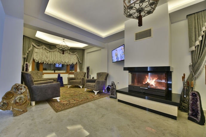 Imagen de los interiores del Kartepe Kosku. Foto 16