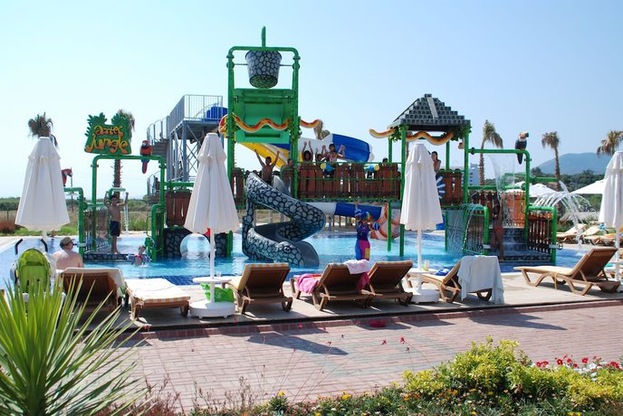 Imagen de la piscina del Karya Family Resort &ndash; All inclusive. Foto 14