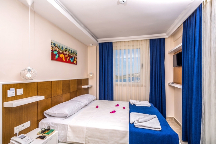 Imagen de la habitación del Kas Artemis Hotel. Foto 13