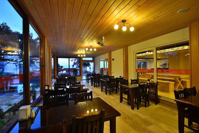 Imagen del bar/restaurante del Kas Maki Hotel. Foto 3