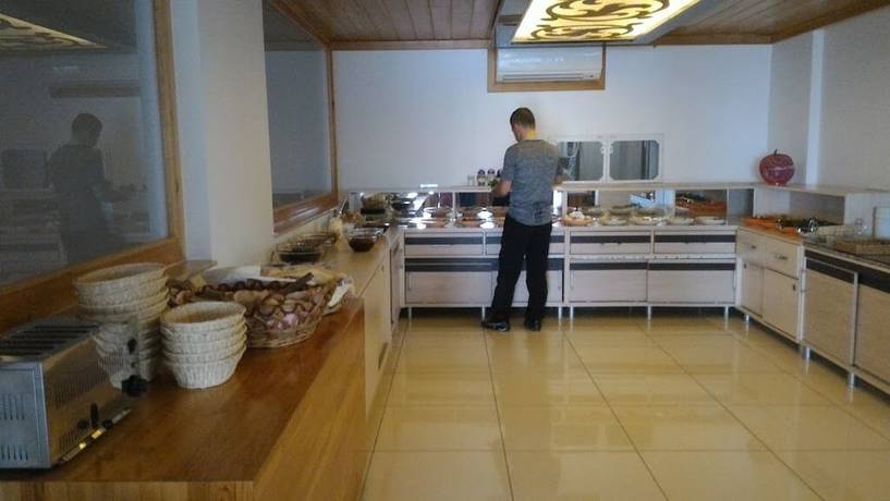 Imagen del bar/restaurante del Kas Maki Hotel. Foto 7