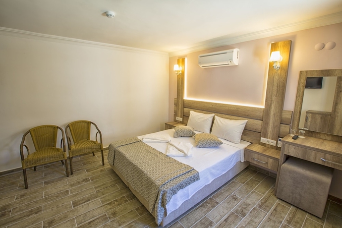 Imagen de la habitación del Kas Otel. Foto 6