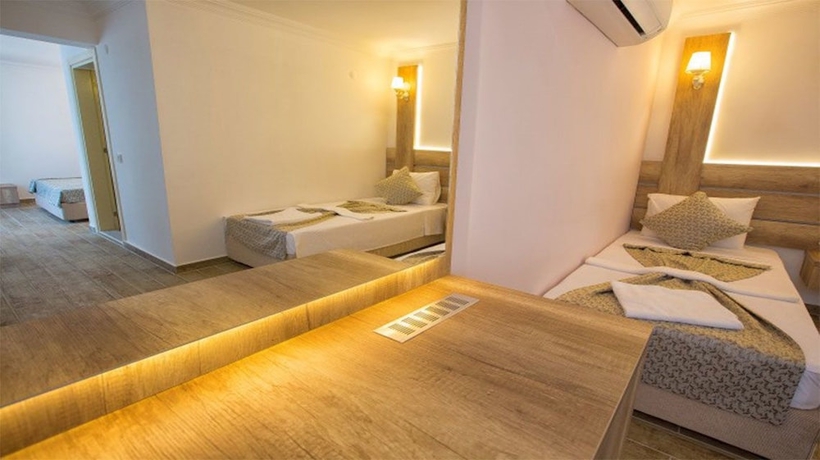 Imagen de la habitación del Kas Otel. Foto 10