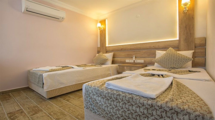 Imagen de la habitación del Kas Otel. Foto 13
