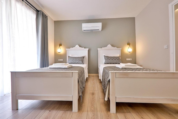 Imagen de la habitación del Kas Otel. Foto 16