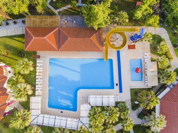 Imagen de la piscina del Katrancı Park Hotel. Foto 18