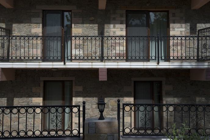 Imagen de los exteriores del Kayabali Hotel. Foto 16