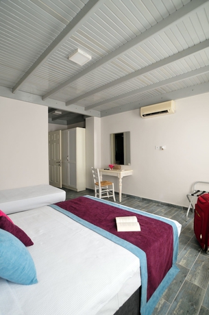Imagen de la habitación del Kefi Beach and Suites. Foto 10
