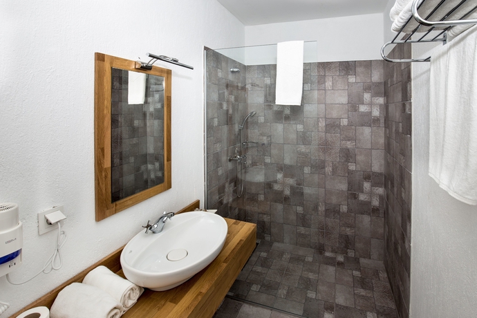 Imagen de la habitación del Kefi Beach and Suites. Foto 15