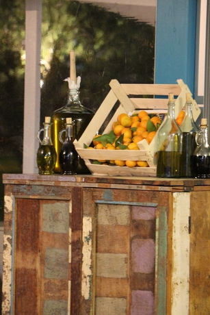 Imagen del bar/restaurante del Kefi Beach and Suites. Foto 8