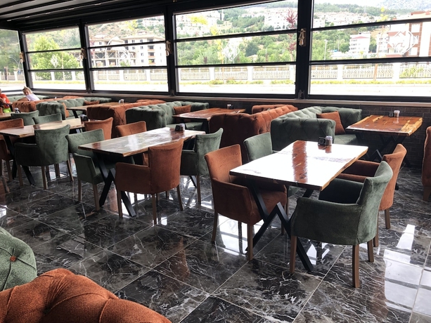 Imagen del bar/restaurante del Kehribar Otel and Cafe Restaurant. Foto 3